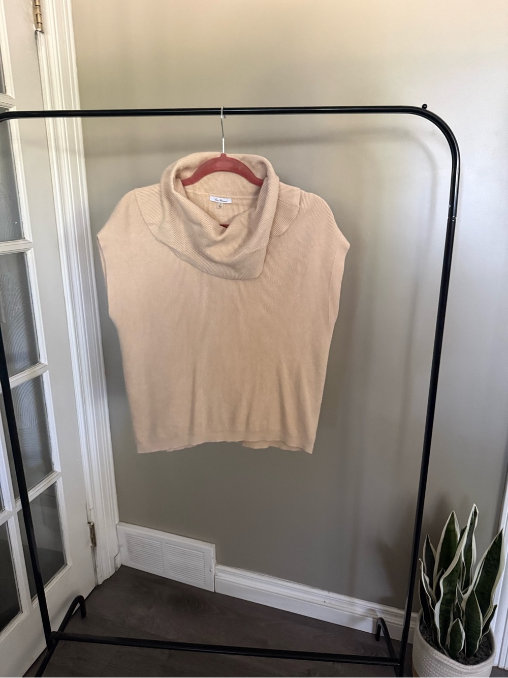 Beige cowl neck sweater (L)